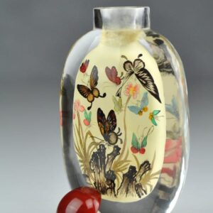 Große Snuff Bottle "Schmetterlingstraum"