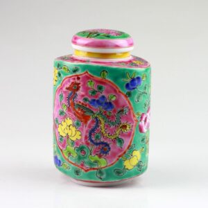 Chinesisches Teedose groß, Baba-Nyonya-Keramik