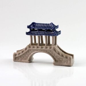 Chinesische Pavillonbrücke, Pflanzendekoration